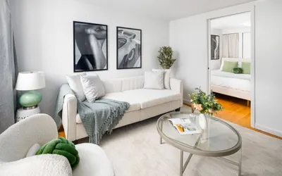Stylish 1BD Apt with In-unit Laundry / Manhattan