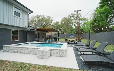 Casa da Vida | Poolside Fun & Comfort 4BR/2.5BA