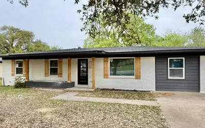 The Dunn Right - Pool, Game Room, Yard Games