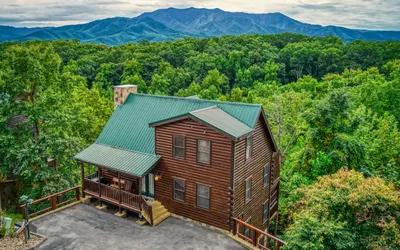 2 Decks| King Beds | Mnt Views|Pool Tb |Game Rm