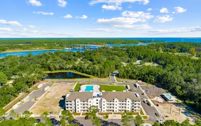 Three ADA Friendly Rooms! - Pines at West Bay