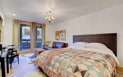 Northstar Village Studio | Pet Friendly | Near Gondola & Dining