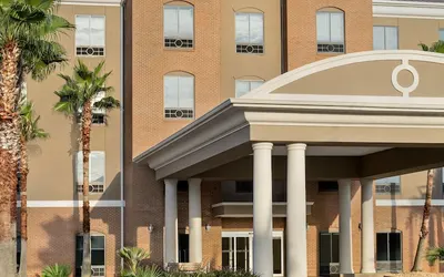 Holiday Inn Express Hotel & Suites Waycross, an IHG Hotel