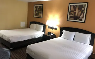 Nendels Inn & Suites