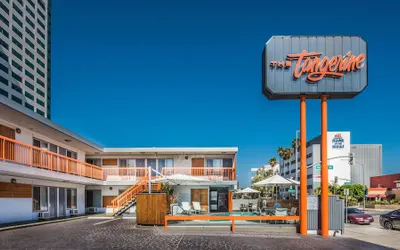 The Tangerine - A Burbank Hotel