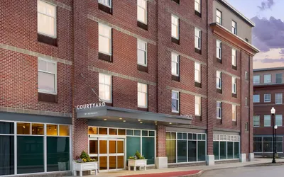 Courtyard by Marriott Keene Downtown