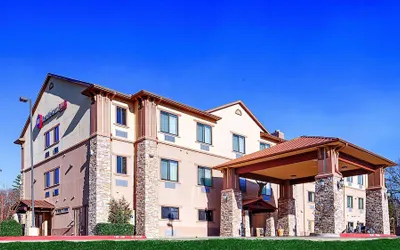 Best Western Plus Royal Mountain Inn & Suites