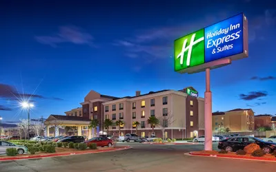 Holiday Inn Express & Suites El Paso Airport Area, an IHG Hotel