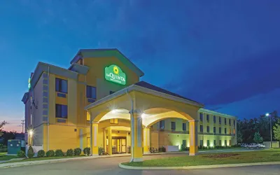 La Quinta Inn & Suites by Wyndham Richmond - Kings Dominion