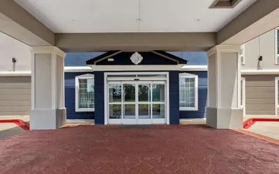 Sonesta Essential La Porte