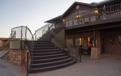 Zion Cliff Lodge