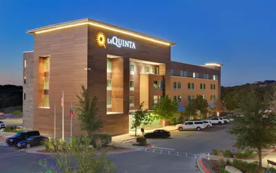 La Quinta Inn & Suites by Wyndham Lakeway