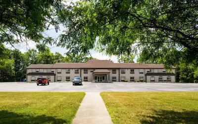 Econo Lodge Whitehall near Michigan's Adventure