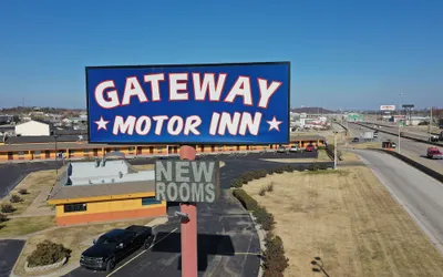 Gateway Motor Inn