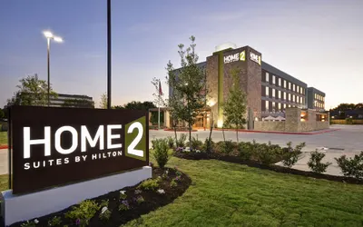 Home2 Suites by Hilton Des Moines at Drake University