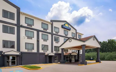 Days Inn by Wyndham Baton Rouge/I-10