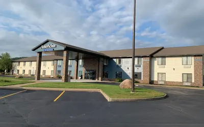 AmericInn by Wyndham Prairie du Chien