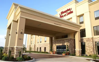 Hampton Inn & Suites Center