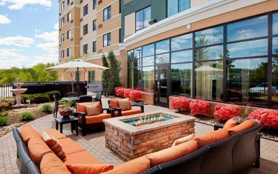 Courtyard by Marriott Pittsburgh Washington/Meadow Lands