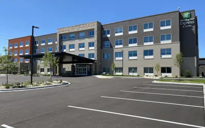 Holiday Inn Express And Suites Madison West - Middleton by IHG