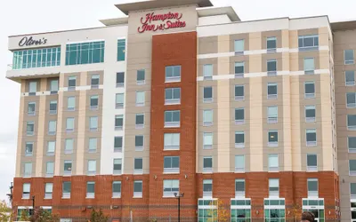 Hampton Inn & Suites Erie Bayfront