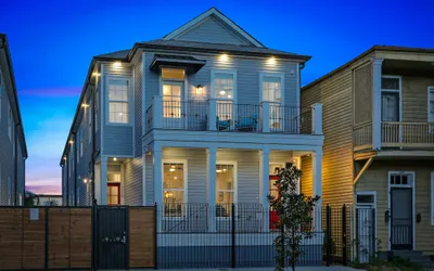 Pristine Brand New 5BR by Hosteeva
