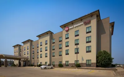 Best Western Plus Williston Hotel & Suites