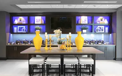 Holiday Inn Hotel & Suites East Peoria by IHG