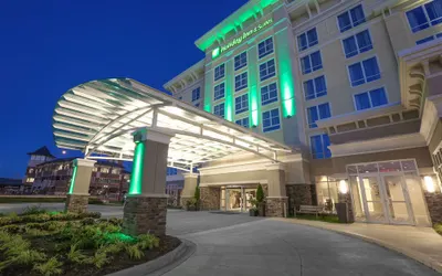 Holiday Inn Hotel & Suites East Peoria, an IHG Hotel