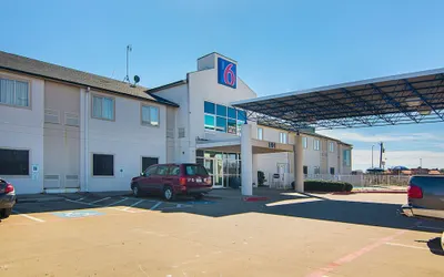 Motel 6 Terrell, TX