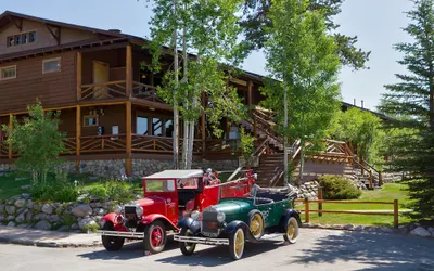 Grand Lake Lodge