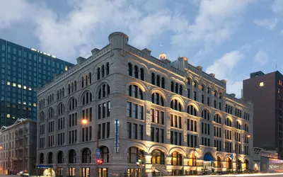 Hilton Garden Inn Milwaukee Downtown