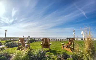 Inn at the Prom Oceanfront Seaside