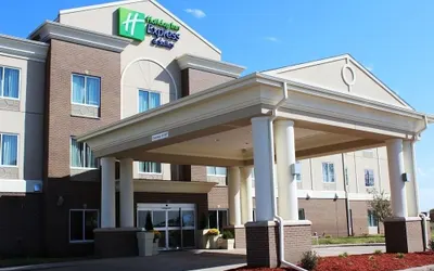 Holiday Inn Express Hotel & Suites Albert Lea - I-35, an IHG Hotel