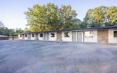 Arka Motel