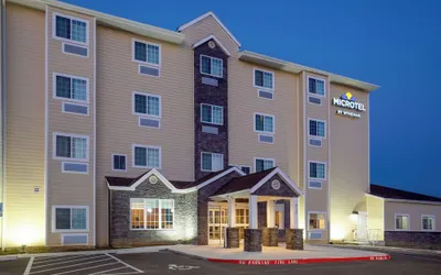 Microtel Inn & Suites by Wyndham Liberty/NE Kansas City Area