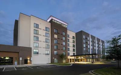 Courtyard by Marriott Charlotte Waverly