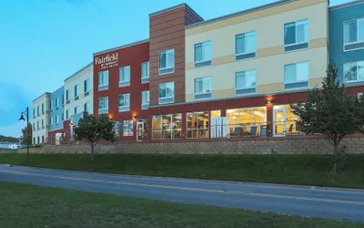 Fairfield Inn & Suites by Marriott Marquette