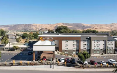 La Quinta Inn & Suites by Wyndham Yakima Downtown