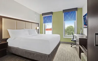 Hotel 1200