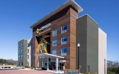 La Quinta Inn & Suites by Wyndham Locust Grove