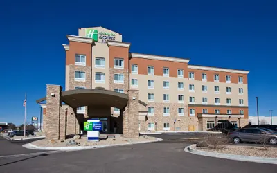 Holiday Inn Express Hotel & Suites Denver East-Peoria Street, an IHG Hotel