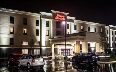 Hampton Inn & Suites Lansing West