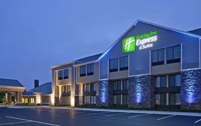 Holiday Inn Express & Suites Willmar, an IHG Hotel