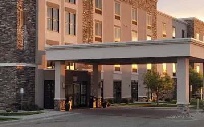 Comfort Suites Fargo Medical Center