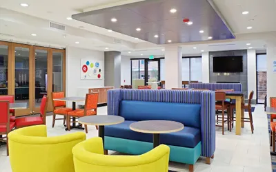 Holiday Inn Express Hotel & Suites Phoenix North Scottsdale by IHG