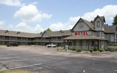 Hotel O Victorian Inn Athens TX