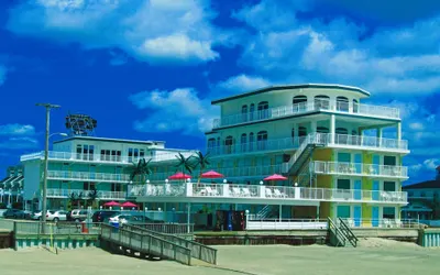 Paradise Oceanfront Resort