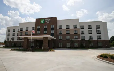 Holiday Inn Express Hotel & Suites Monroe, an IHG Hotel