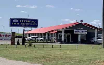 HiWay Inn Express of Elk City